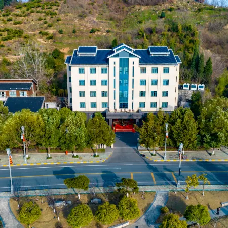 Wudang Mountain yanqingyuan Hotel
