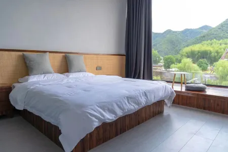Pujiang Riverside Homestay