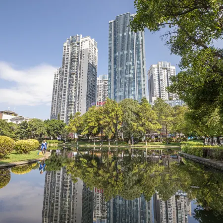 Mile Walk Homestay (Qinglai Park)