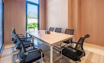 "Ya'an Jinyue · Manman Yucheng Private Enjoy Hotel (Ya'an Railway Station People's Hospital Branch