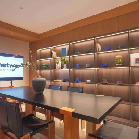 Datong Onetwo Hotel（Datong ancient city Daiwangfu shop）