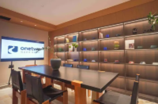 Datong Onetwo Hotel（Datong ancient city Daiwangfu shop）