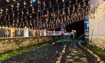 Xinduqiao Yunyi Mountain Home Zen B & B