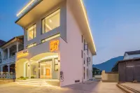 Anji Ink Painting Mountain and River Family Vacation Villa Beautiful Stay - สระว่ายน้ำบนดาดฟ้า