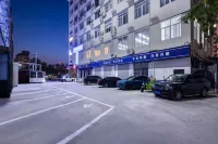 全天候飯店（溫州甌海龍霞路地鐵站店） - 停車場