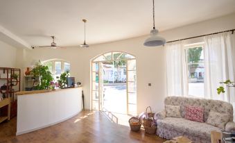 Xianyun  homestay