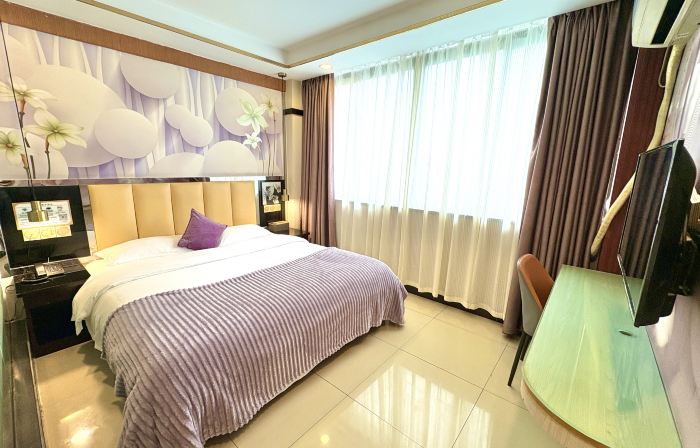 JINHU HOTEL