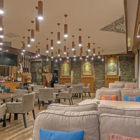 Yading Zhaxi Kongshu Tibetan Culture Theme Hotel