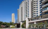 Floral · Lanhai Designer Hotel (Weihai International Bathing Beach Huoju 8th Street Branch) Hotels near International Bathing Beach