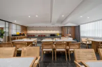 Qian Na Mei Su Hotel (Xiangcheng Wanda Plaza Oubaisa Mall Branch) - breakfast