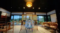 Menghai Meng Bala Jingmo Landscape Hot Spring Homestay