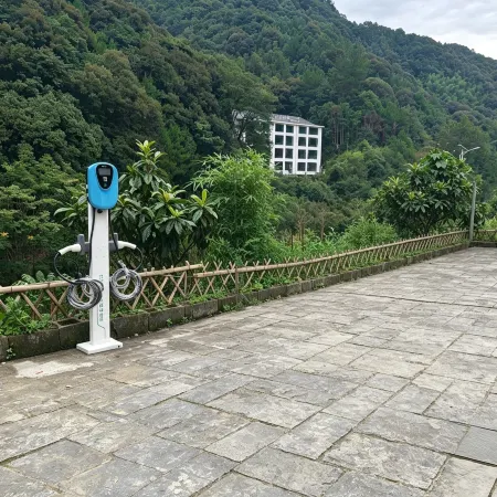 Sanqingshan Taoyuan Inn