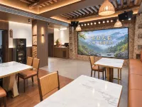 雲棲YUNQI·禹跡山舍設計師度假民宿（理縣店） - 停車場