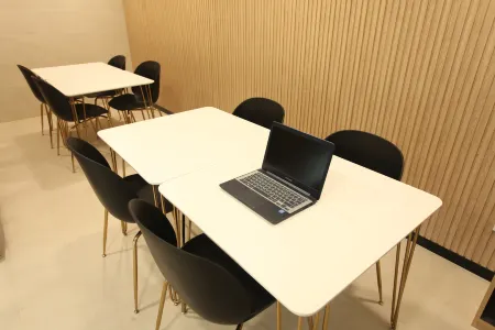 Hotel Skypark Daejeon 1 Отели в г. Тэджон