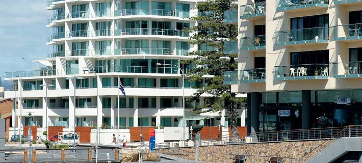Oaks Glenelg Liberty Suites Hotels in Adelaide