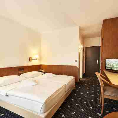 Hotel Munte am Stadtwald Rooms