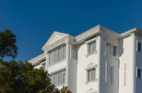 屋上月白CASA·Vプール·藝術民宿 東江縦隊司令部跡地周辺のホテル