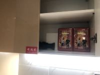 铂瑞斯行政公寓(深圳福田会展中心店) - 哆啦A梦主题房