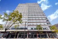 IU hotel(Chongqing Tiaodeng Industrial Zone Store) Hotels near Huayan Zhiyuan Fuwu Theme Park