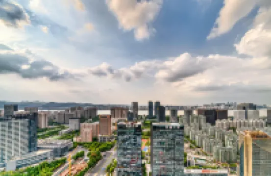 杭州千旬輕奢影音公寓 鄰近北塘城居圖的酒店