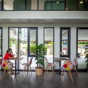 Casa Luxe Hotel and Resident Отели рядом с достопримечательностью «Станция метро Ratchadapisek»