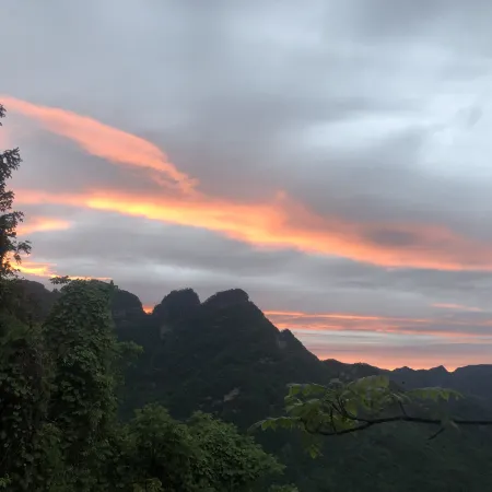 Wudangshan Shanli Hanshe Homestay (Wudangshan Scenic Area)