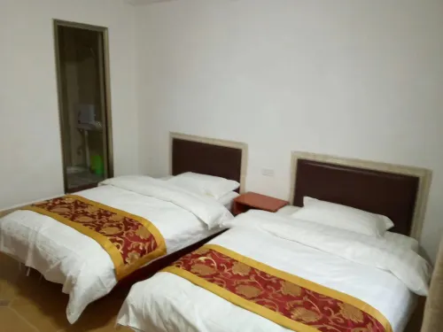 Fengdu County Yixin Hotel