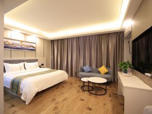 Hotels in Karamay Boyue