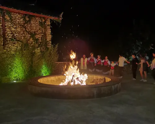 Lijiang Chiliu Art Hotel الترفيه والتسلية Photos