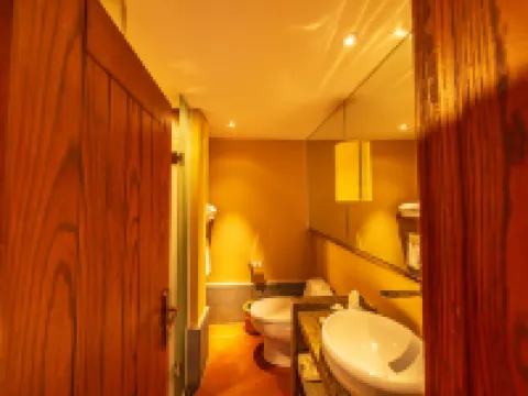 Jin Ding Hotel (Yuexia Building) Hotels in Emeishan City