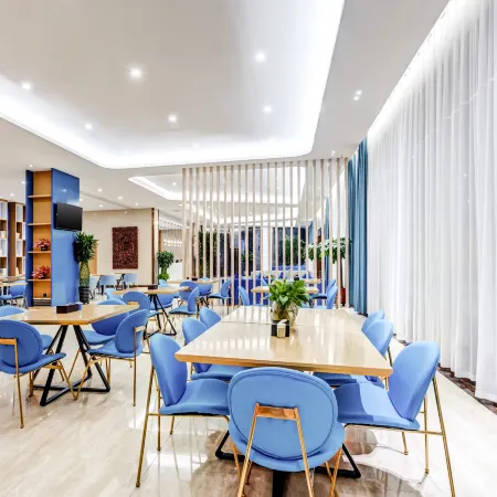 VX Hotel (Dongfang high speed railway station Haidong Beach Park store)