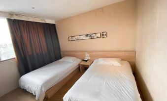 Yizhi holiday Chain Hotel