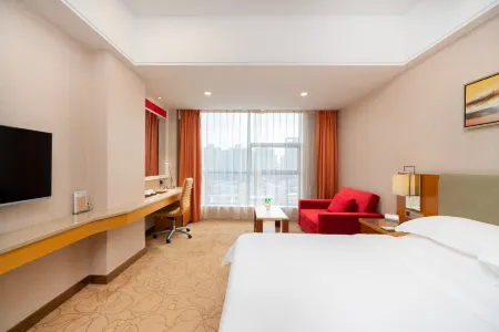 Heng Xin Hotel Отели рядом с достопримечательностью «City College of Dongguan University of Technology Zhangcun Campus»