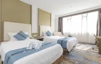 Phoenix Jinghua Hotel - 4-Star