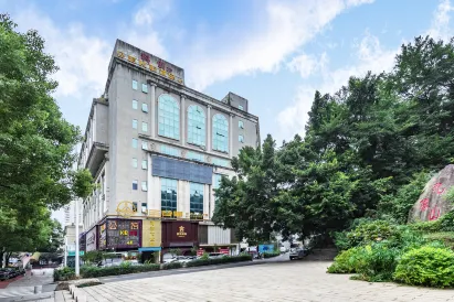 Enze Hotel (Fuzhou Sanfang Qixiang Wuyi North Road Branch)