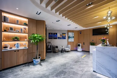 Super 8 Select Hotel (Beijing Shangdi Qinghe high speed railway station store) Отели рядом с достопримечательностью «CPC Haidian Committee Party School»