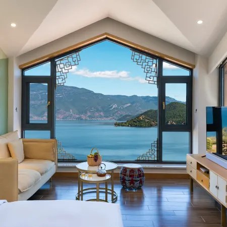 Lugu Lake Qingchen Yipin 180° Lake View Hotel