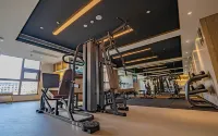 Yishang PLUS Hotel (Xiangyang Station Minfa Commercial Plaza Branch) - Pools