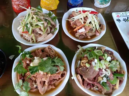 Wanxia Holiday Inn Pingyi