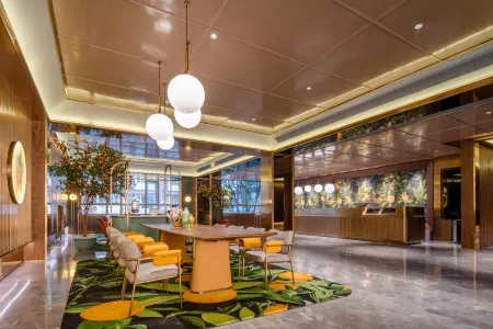 Orange Hotel (Emeishan Wenquan)