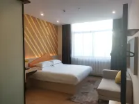 IU Hotel (Dongping Zhengwu Dating Dongshun Square) Hotel di Provinsi Dongping