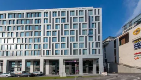 Premier Inn Stuttgart City Center Hotel Отели рядом с достопримечательностью «Stuttgart Spring Festival»