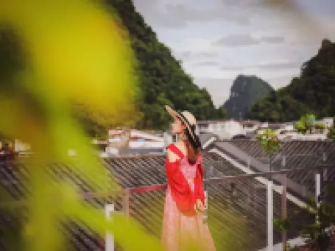 โรงแรมรีสอร์ทโลเฮาส์ ลี่เจียง (สาขา ถนนคนเดินซีเจีย อี้เถียน หยางซั่ว)