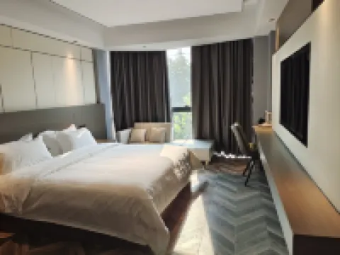 Xihua Jiale Business Hotel (People's Hospital)