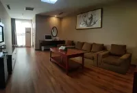 Wan Bo Hotel (Baodingxiong Xiongzhou Road Government Store)