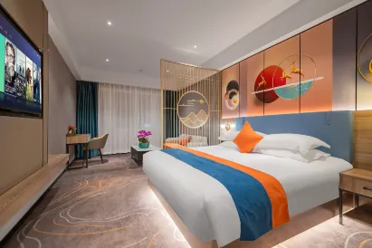 Hefeng Hotel (Shenzhen Zhongying Street Haishan Subway Station)