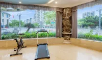 Jinting Chain. Via Boutique Hotel (Deyang Moore Shopping Plaza) - salle de sport