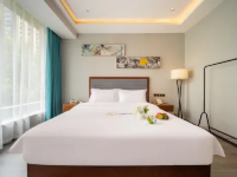 First Meet Hotels in Luodian