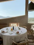 Small Luxury Hotels of The World - Torre del Marques - breakfast
