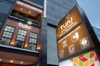 Tuju Arteri Pods Hotels in 